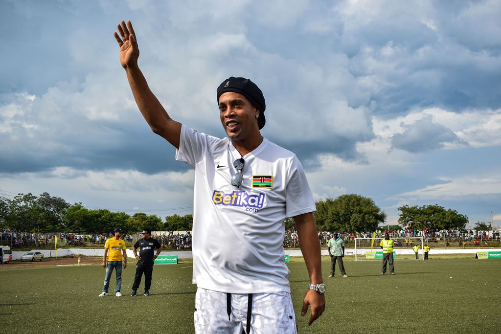 April Tahun Depan, Ronaldinho Bakal Tampil di Palembang