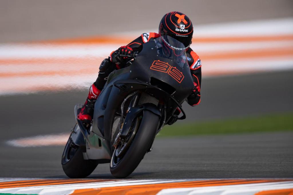 Pendapat Para Rival tentang Debut Lorenzo di Honda