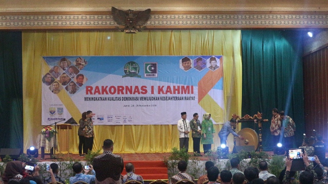 Kalla Bertukar Pikiran dengan Anggota KAHMI