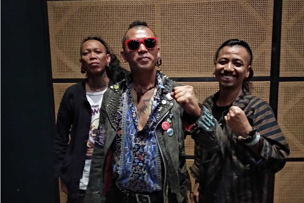 Marjinal: Chrisye Bagian dari Punk!