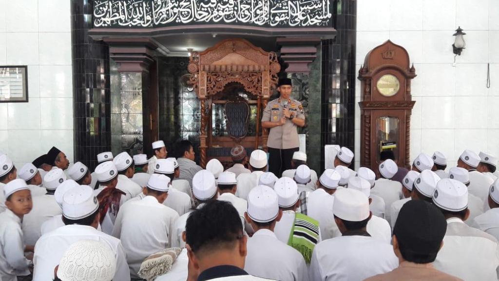 Polres Lumajang Menyatakan Perang Terhadap Hoaks