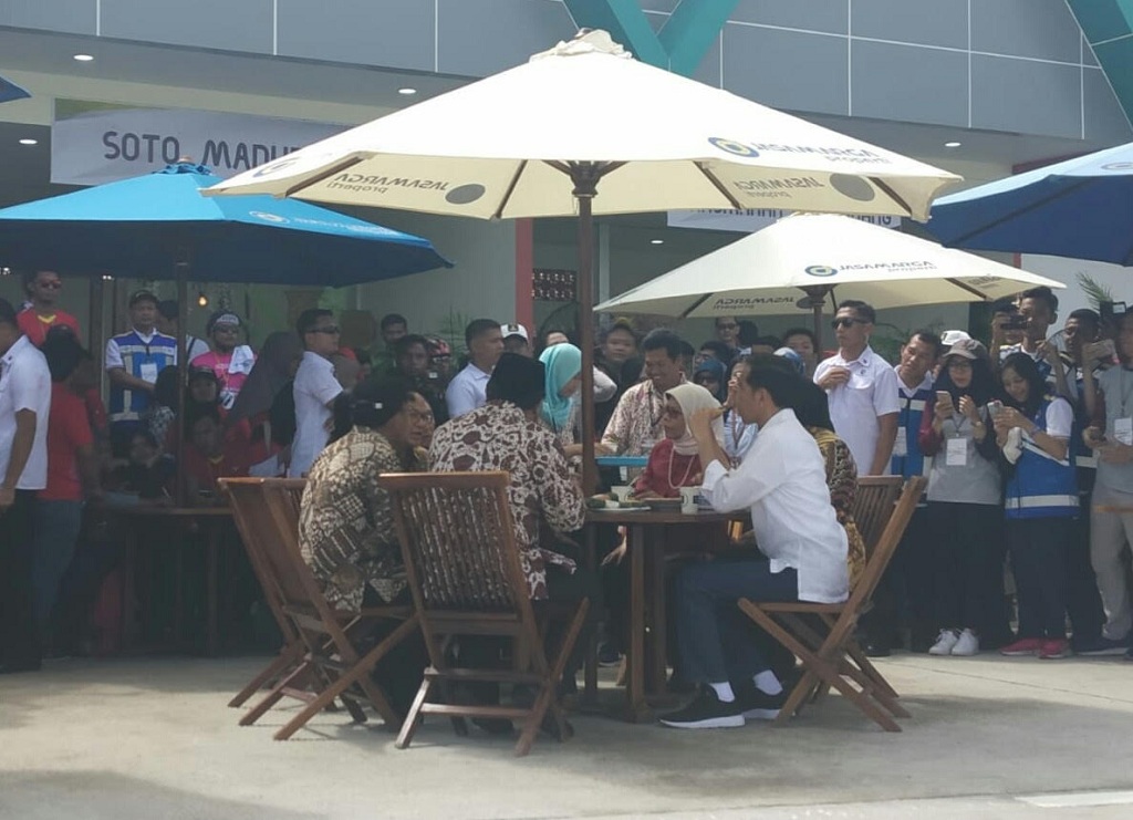 Jokowi Ingin UMKM Menguasai <i>Rest Area</i>