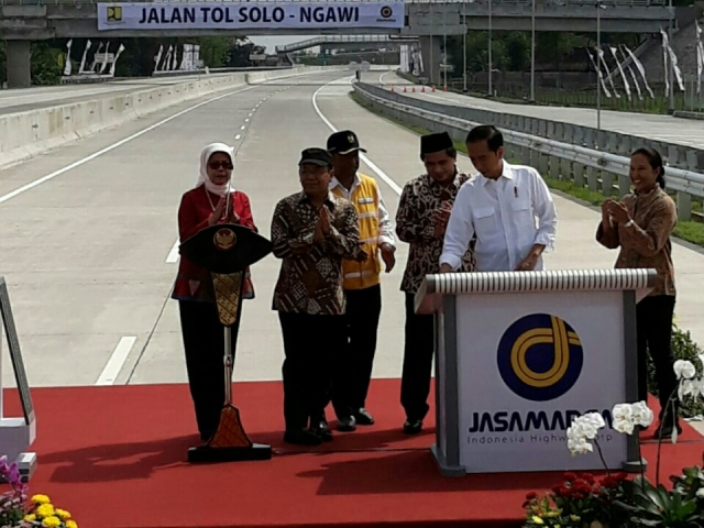 Setelah Diresmikan, Tol Sragen-Ngawi Gratis Selama Seminggu