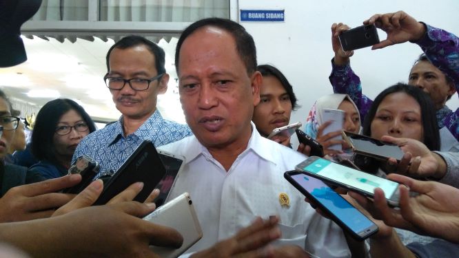 Menristekdikti Bantah Ada Praktik Jual Beli Ijazah Bodong