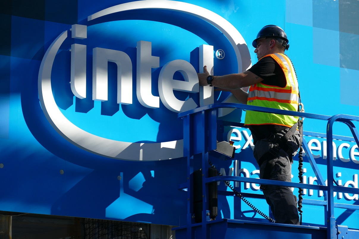 Intel Kenalkan Kartu Grafis Mandiri di Desember?
