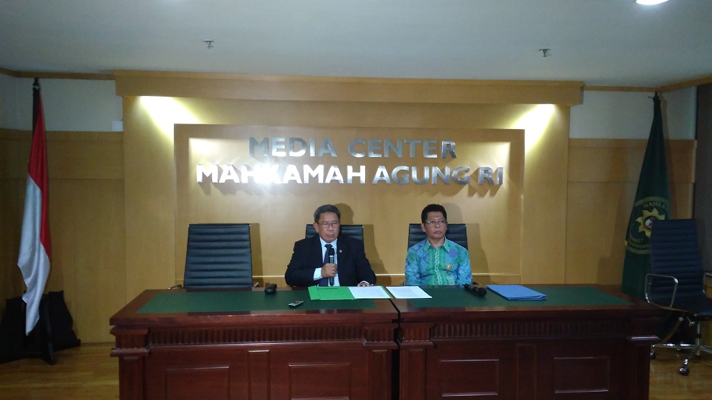 MA Berhentikan 2 Hakim PN Jaksel