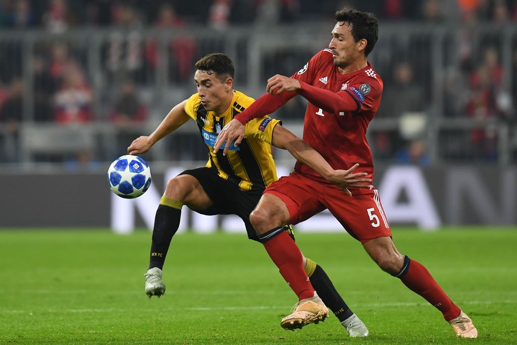 Sakit, Hummels Absen Kontra Werder Bremen