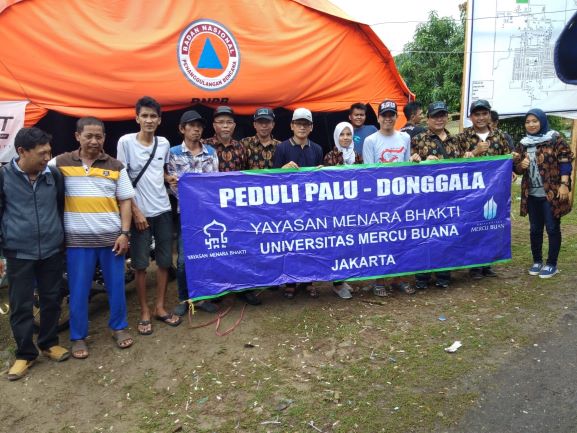 Universitas Mercu Buana Serahkan Bantuan untuk Palu