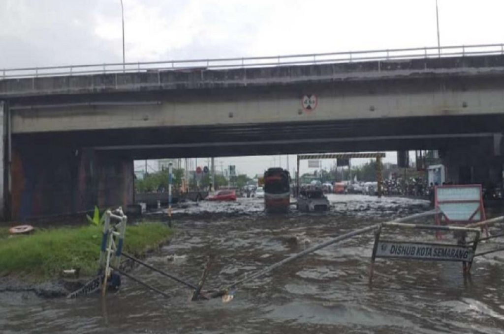 Kaligawe Semarang Banjir Lagi