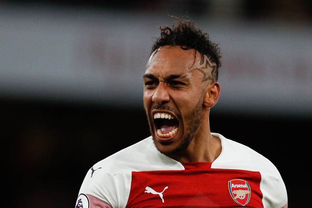 Legenda Livepool Sebut Aubameyang Sebaik Kane dan Aguero