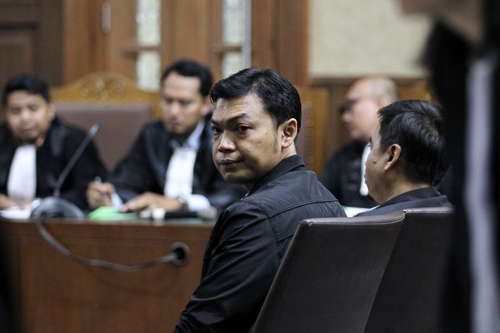 Dua Terdakwa Korupsi Pupuk Divonis 6 dan 7 Tahun Bui