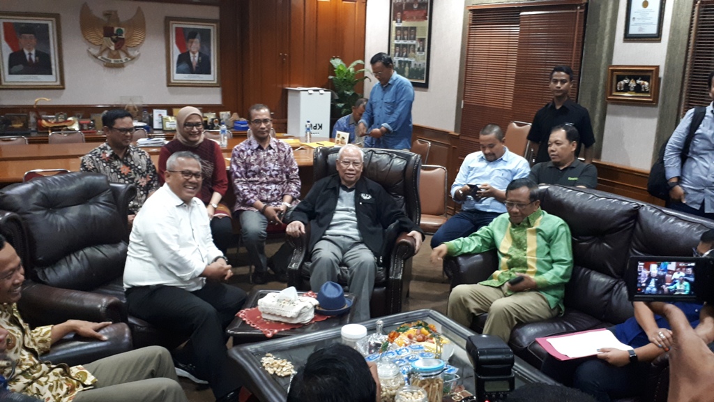 Mahfud MD Sarankan KPU Patuhi Konstitusi terkait OSO