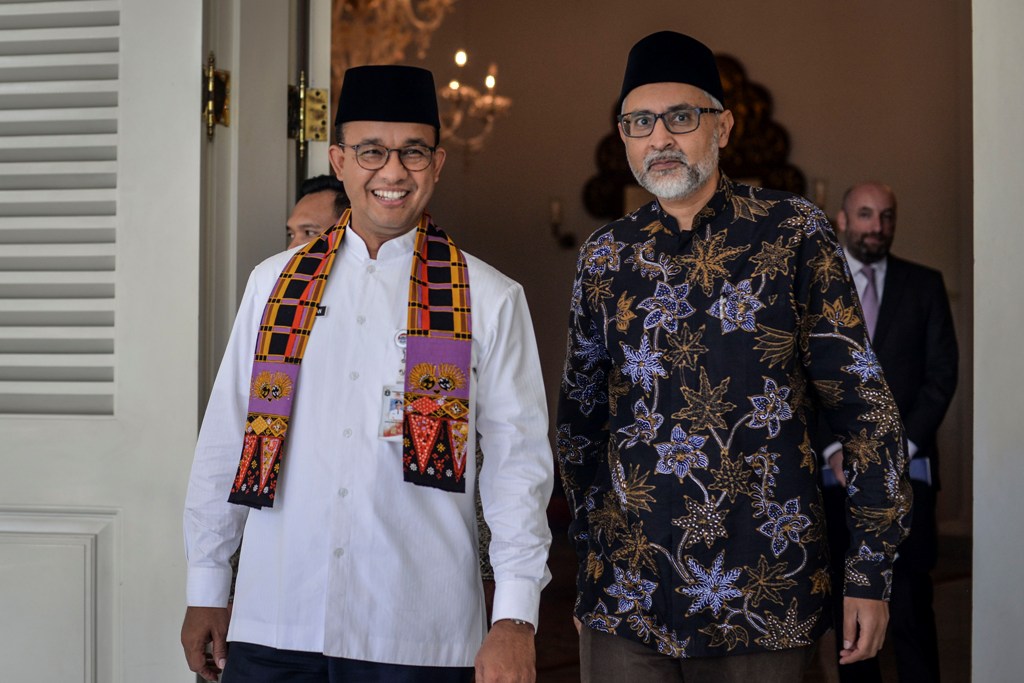 Perbaikan Turap di Lodan Raya Hampir Selesai