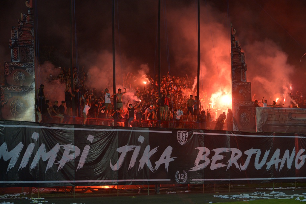 Bali United vs Persija Diwarnai Kontroversi, Komite Wasit Bakal Pelajari Rekaman Pertandingan