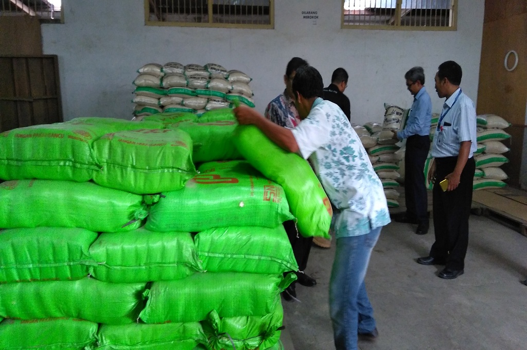 Bulog Siapkan 12 Ribu Ton Beras untuk Akhir Tahun
