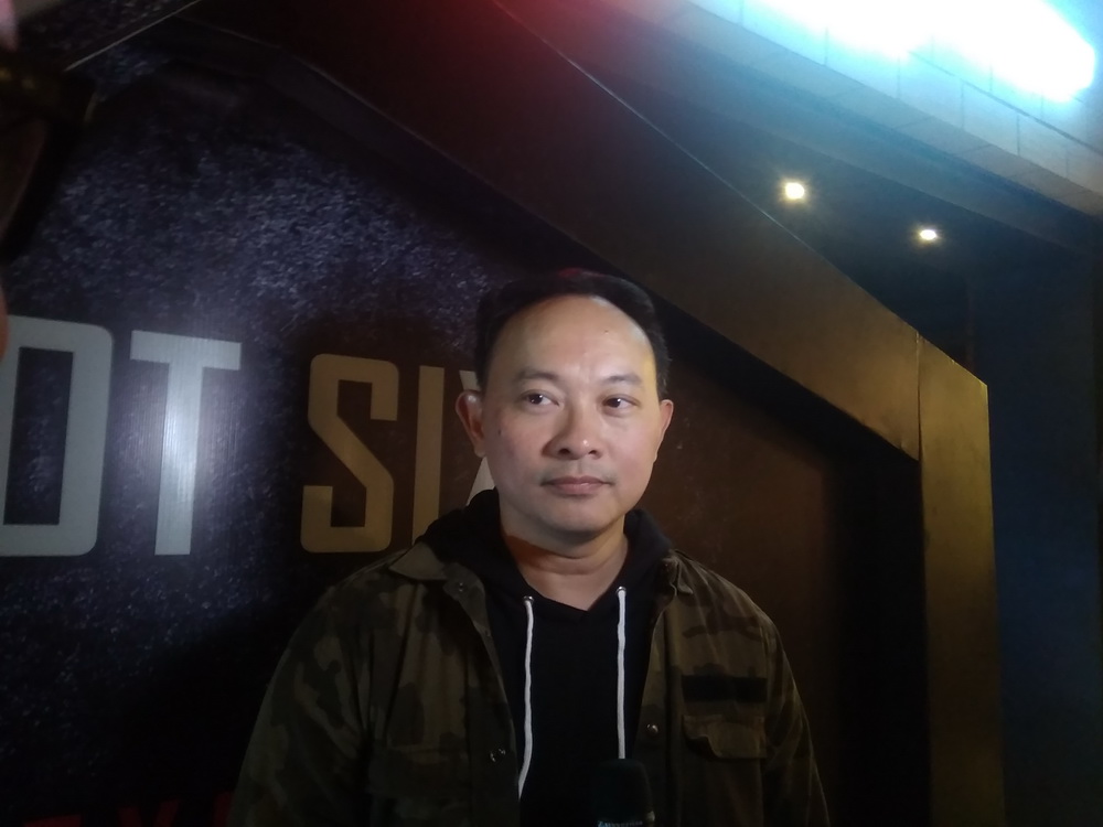 Verdi Solaiman Bertarung dengan Robot di Foxtrot Six