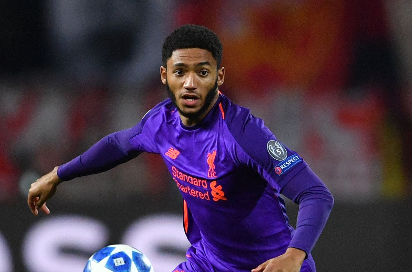 Retak Kaki, Joe Gomez Absen Enam Pekan