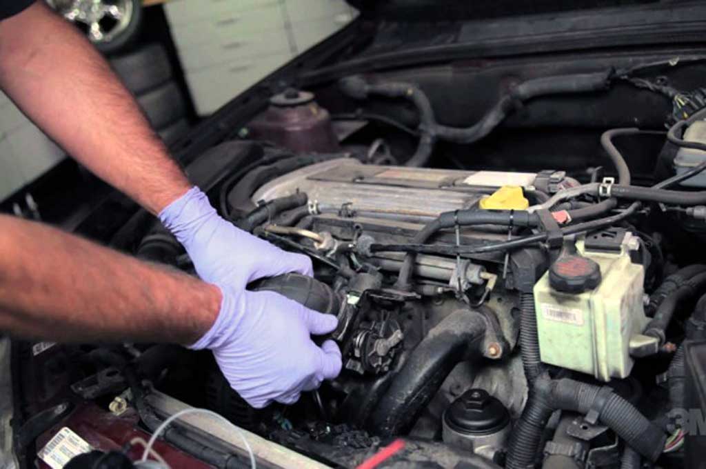 Jaga Performa, Pahami Waktu Tepat Tune-up Mesin Mobil