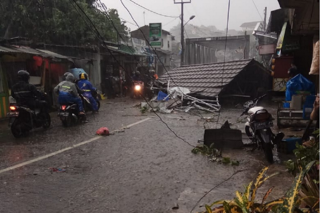 Pemda Dirikan Posko Penanganan Dampak Puting Beliung