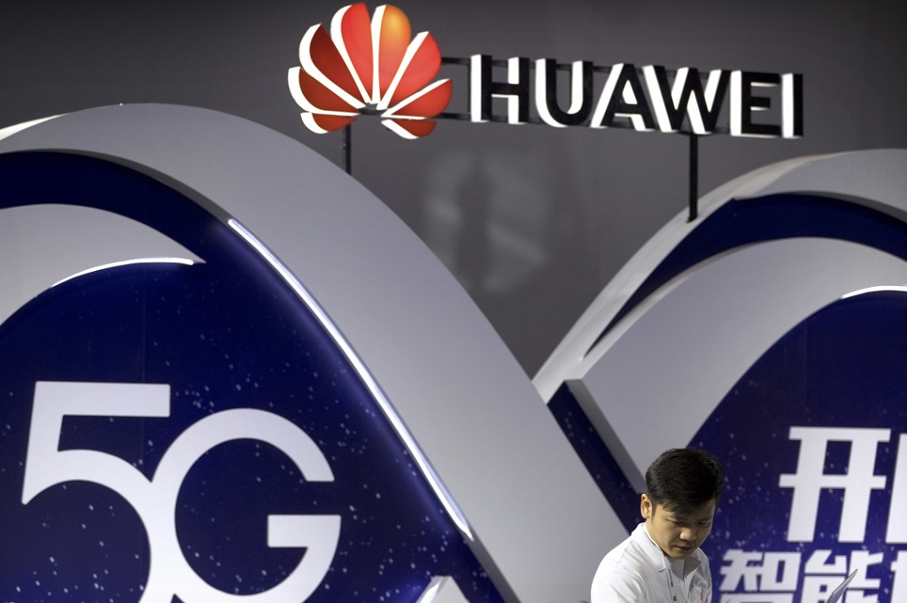 Pemerintah Jepang Larang Beli Perangkat Huawei dan ZTE?