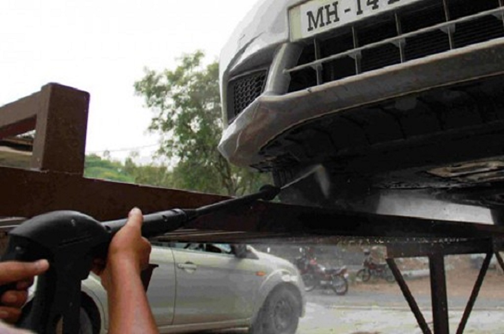 Cuci Steam Mobil Baiknya Sebulan Sekali