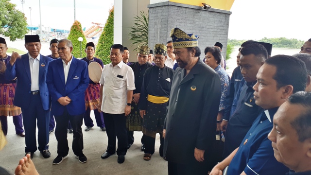 Surya Paloh Beri Pembekalan Caleg NasDem Riau