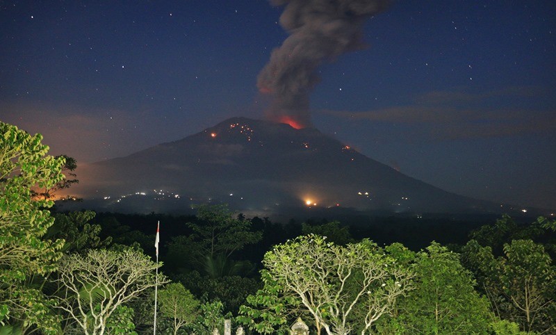 Gunung Agung Kembali Erupsi