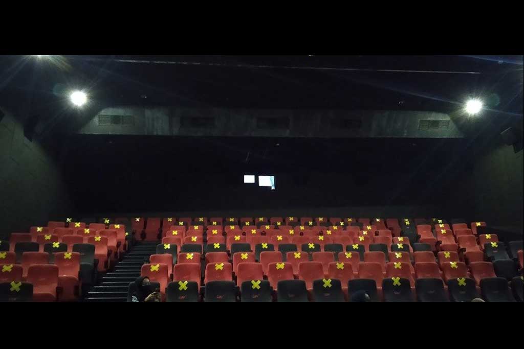 Jadwal bioskop living world pekanbaru