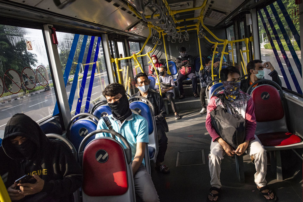 Jam Operasi Transjakarta Tak Berubah Saat Malam Tahun Baru Medcom Id