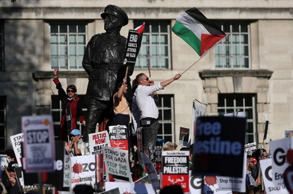 Ribuan Pedemo Minta Pemerintah Inggris Hentikan Kebrutalan Israel