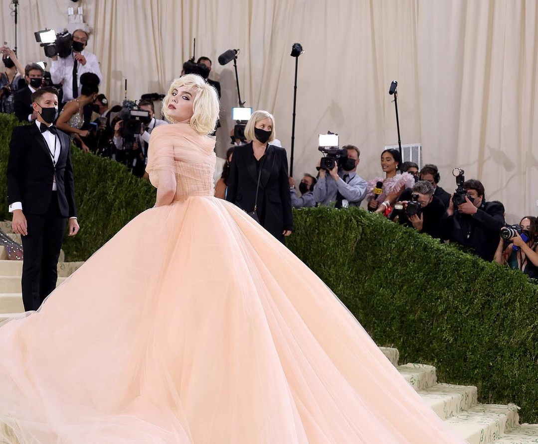 Penampilan Billie Eilish di Met Gala 