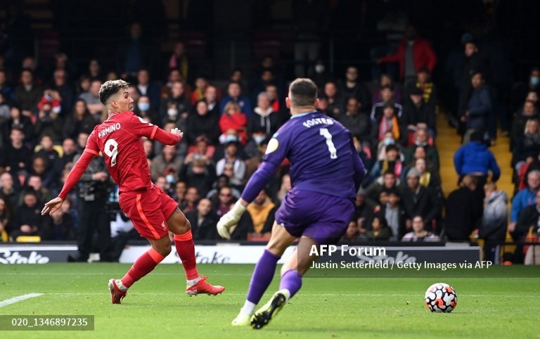 Hattrick Firmino Bantu Liverpool Hancurkan Watford