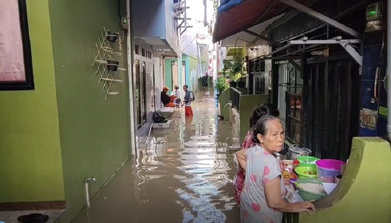 Kali Ciliwung Meluap, Kebon Pala Banjir 1 Meter