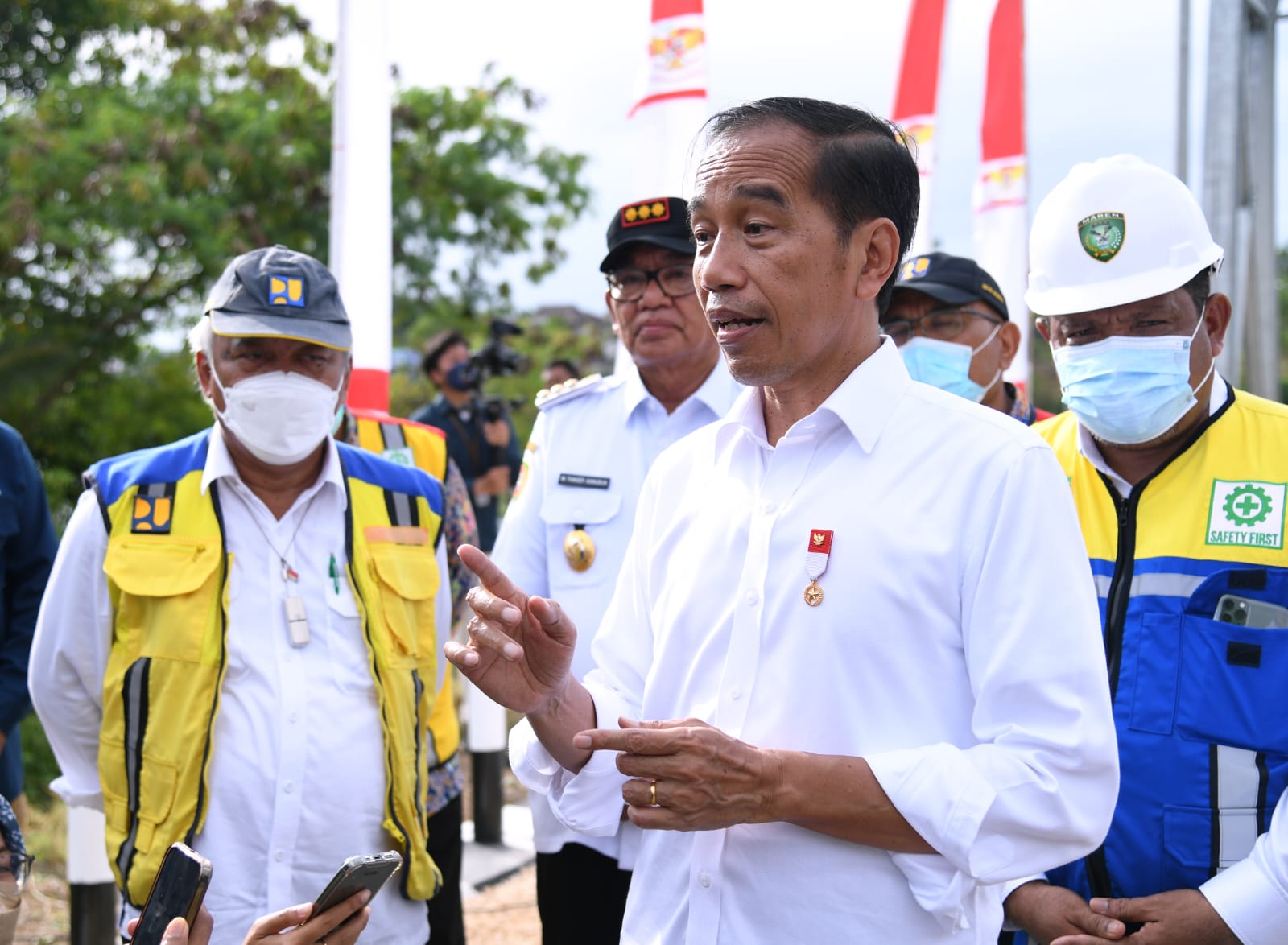 Jokowi Sentil 10 Daerah: Tolong Dilihat Belanja Produk Lokal!