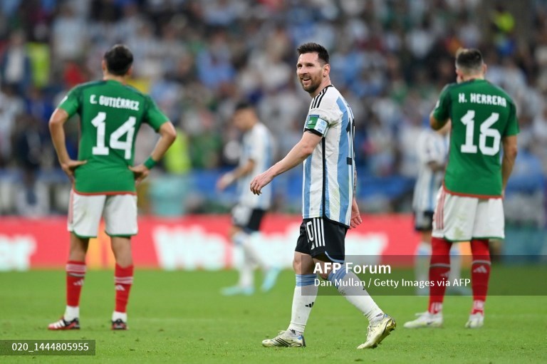 Messi Pimpin Argentina Pukul Meksiko
