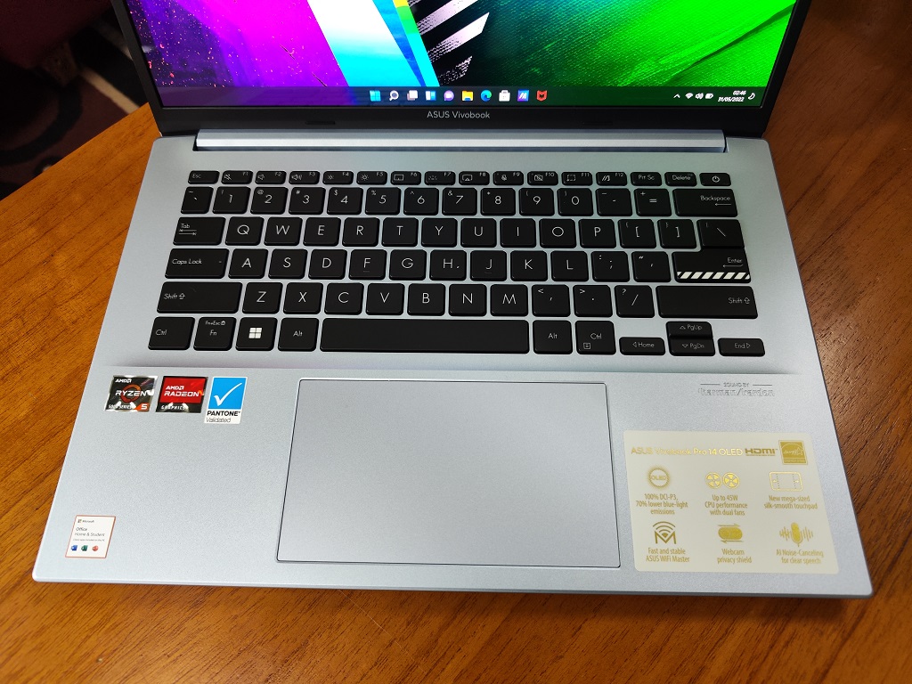 Asus Vivobook Pro 14 OLED M3400, Tampilan Menawan Spesifikasi Lumayan