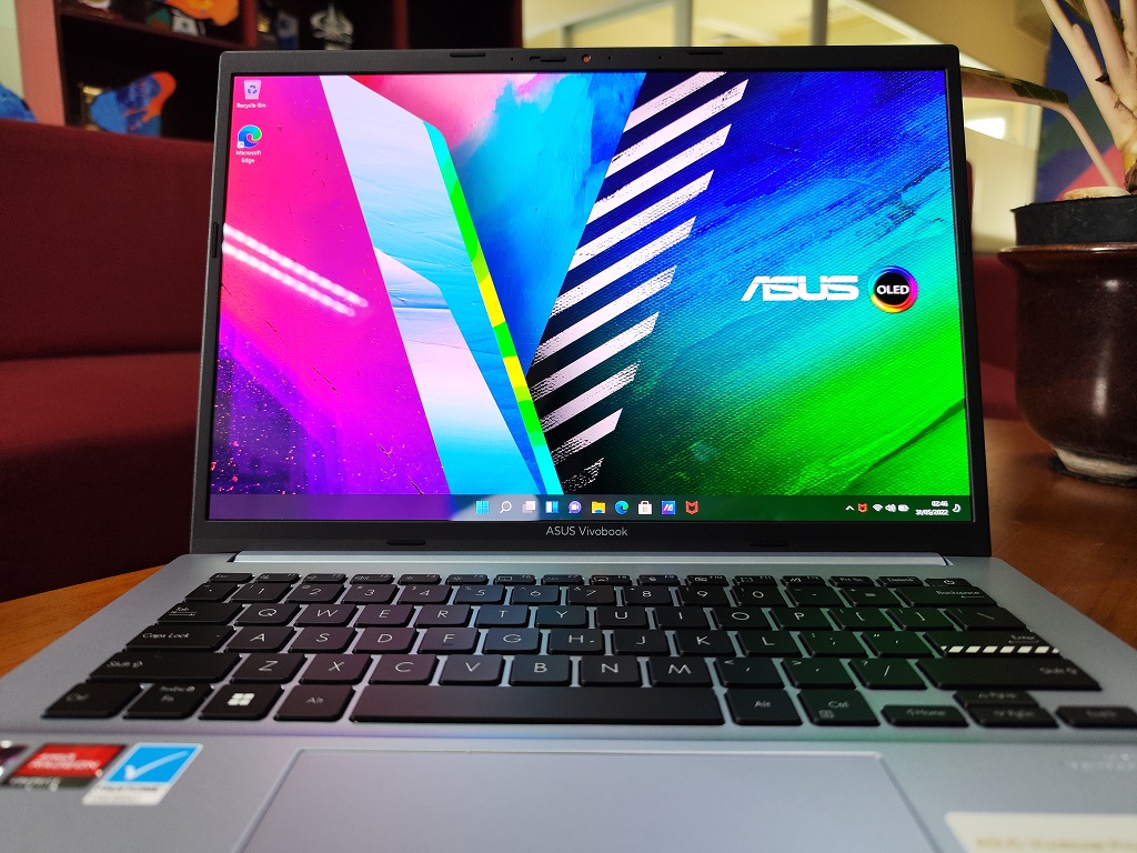 Asus Vivobook Pro 14 OLED M3400, Tampilan Menawan Spesifikasi Lumayan