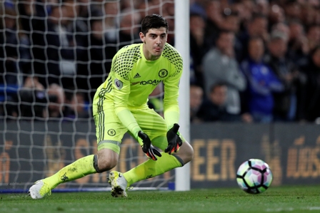 Donnarumma Bisa Berkaca kepada 10 Kiper Termahal Dunia