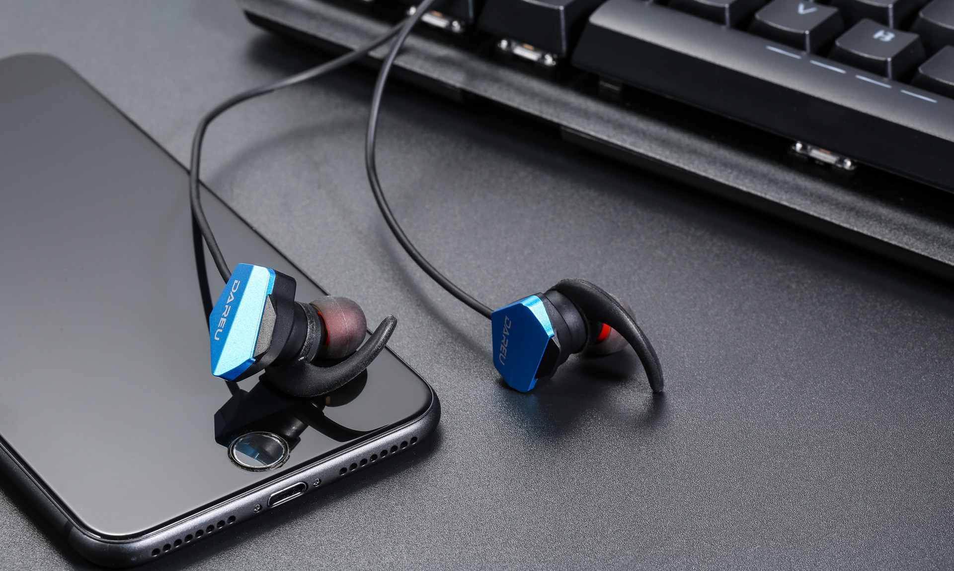 Dareu EH728 Pro, Earphone Gaming In-Ear Terjangkau