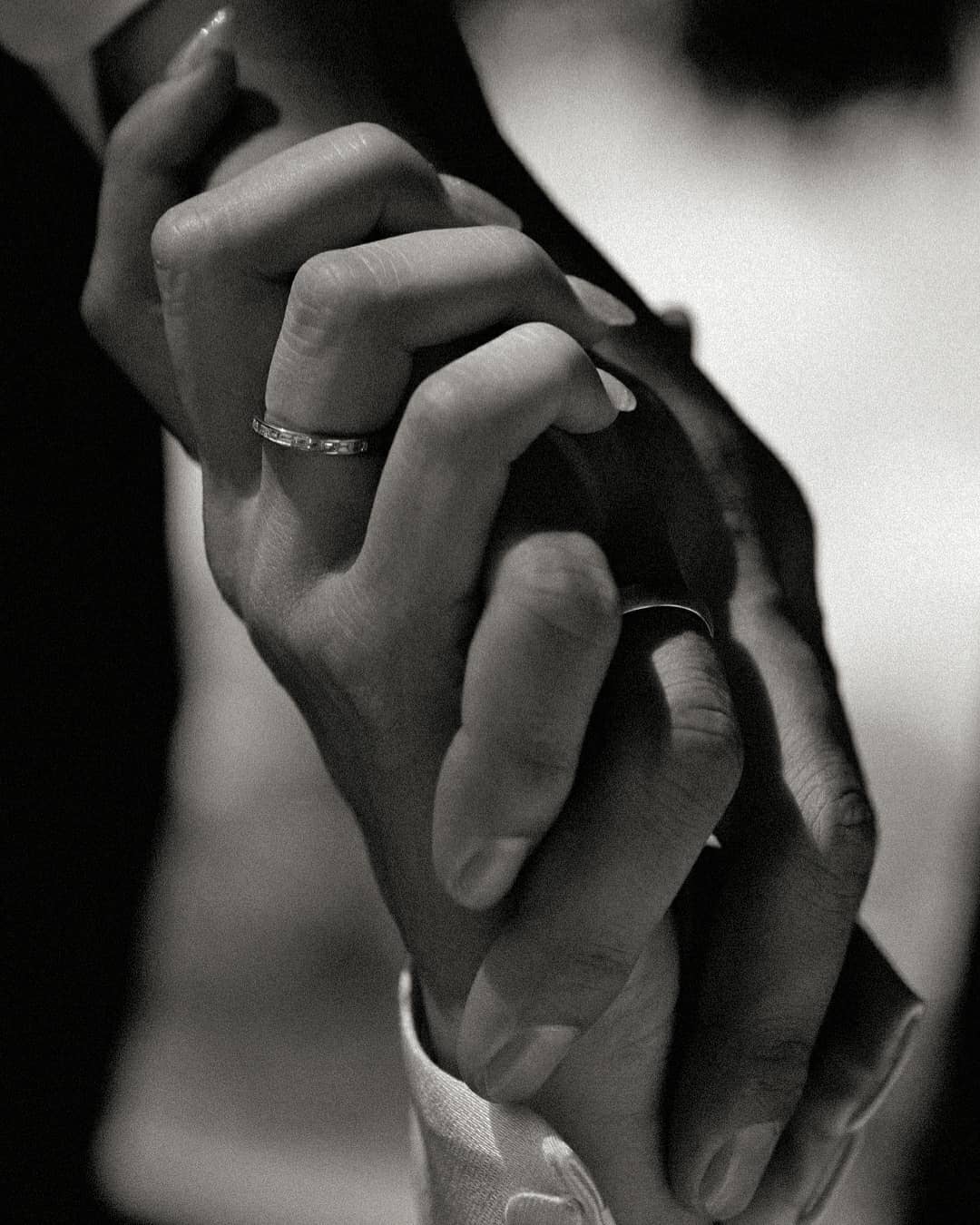 Foto Tara Basro dan Daniel Adnan Kompak Pamer Cincin Viral di Medsos