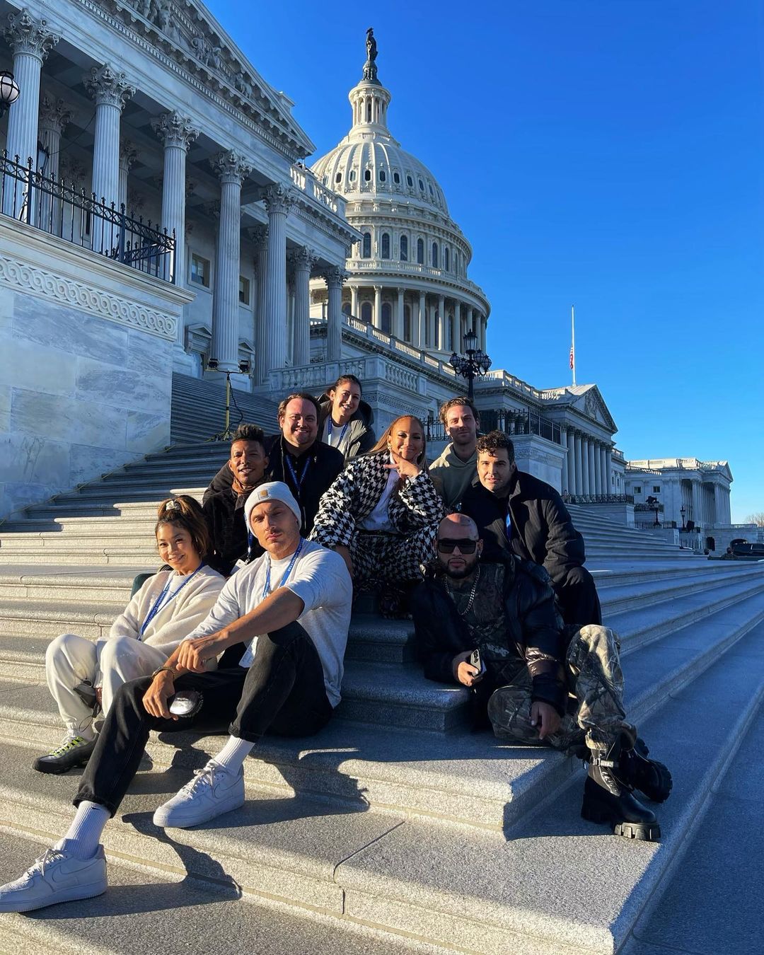 3 Artis Turun ke Jalan Rayakan Pelantikan Joe Biden