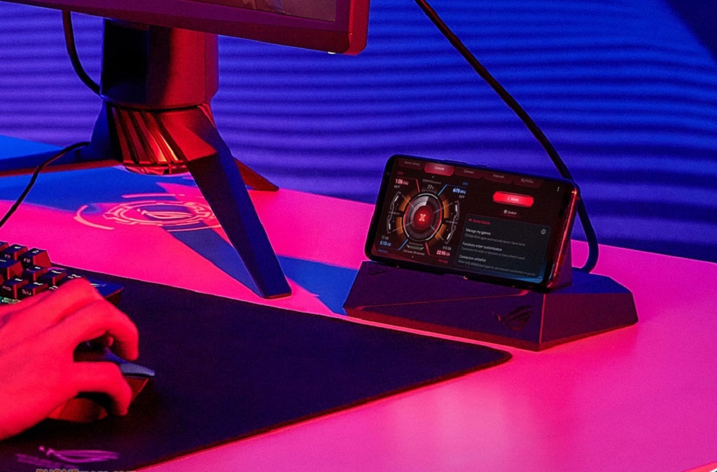 Punya Aksesori Lengkap, Bikin Gaming di Asus ROG Phone 3 Paling Beda