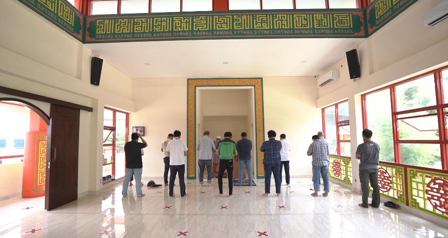 Bergaya Oriental, Masjid Jami Tine Tang Sentul Jadi Simbol Keberagaman
