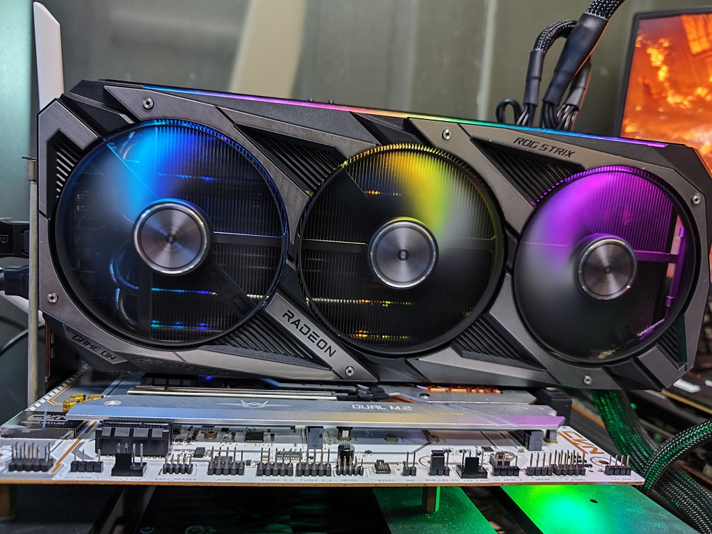 Menjajal Kartu Grafis Asus ROG Strix RX 6700 XT OC Edition