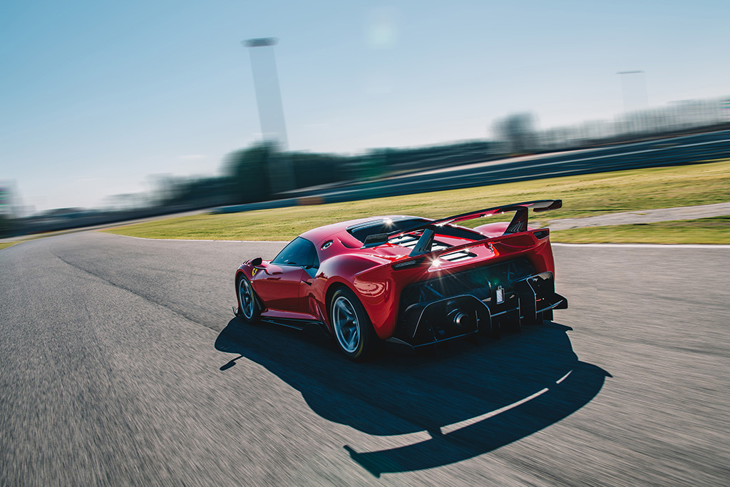 Ferrari P80/C Anut Gaya Mobil Balap Prototipe