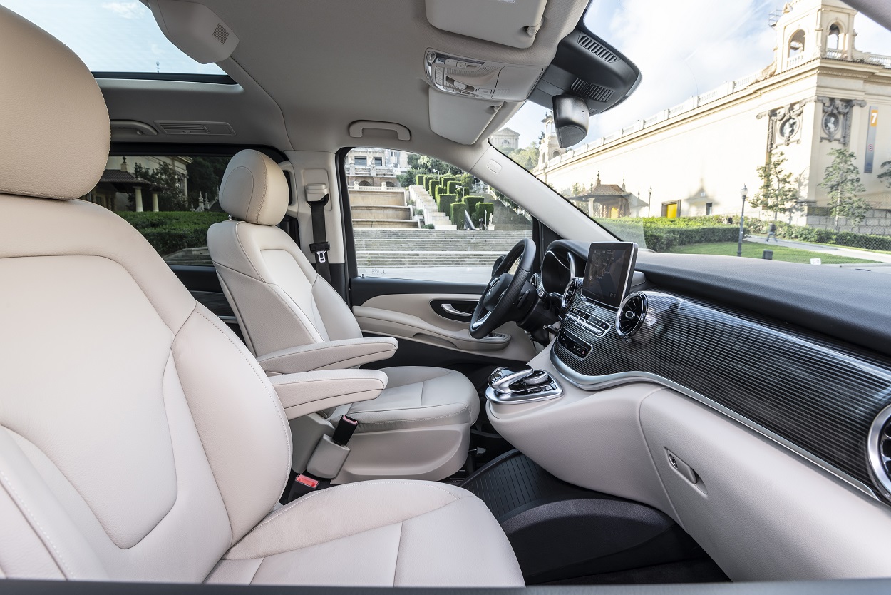 Mercedes-Benz Antisipasi Lexus LM dengan V-Class Facelift