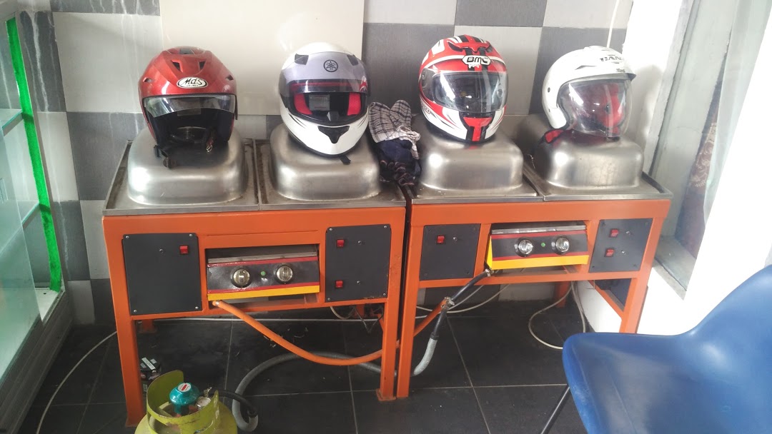 Bahaya Cuci Helm 5 Menit Sudah Kering