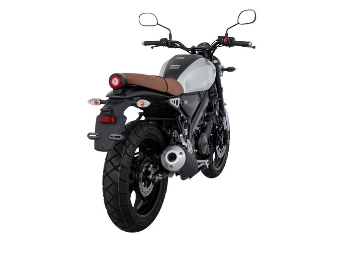 Yamaha XSR 155 Bergaya Retro, Tantang Kawasaki W175