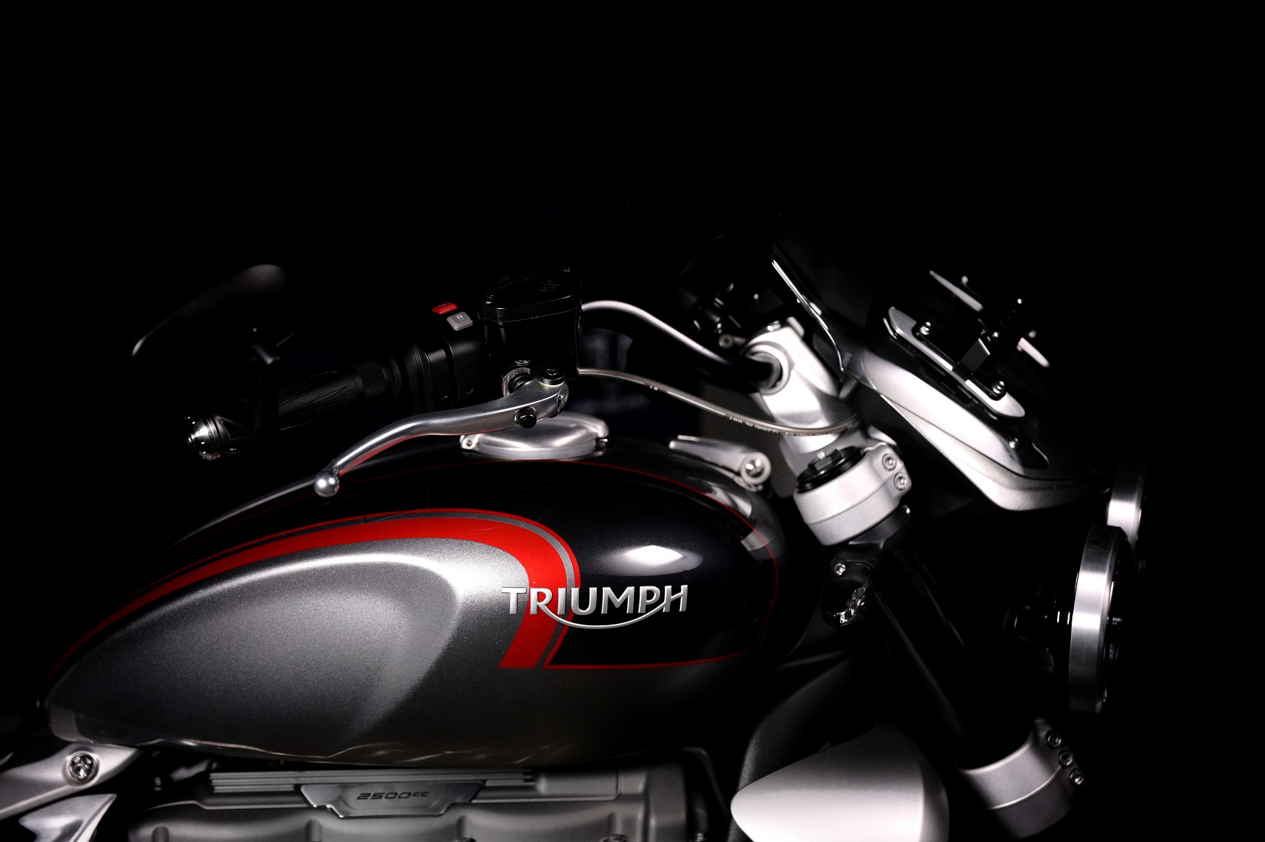 Moge Mesin Terbesar Kini Mengaspal di Indonesia