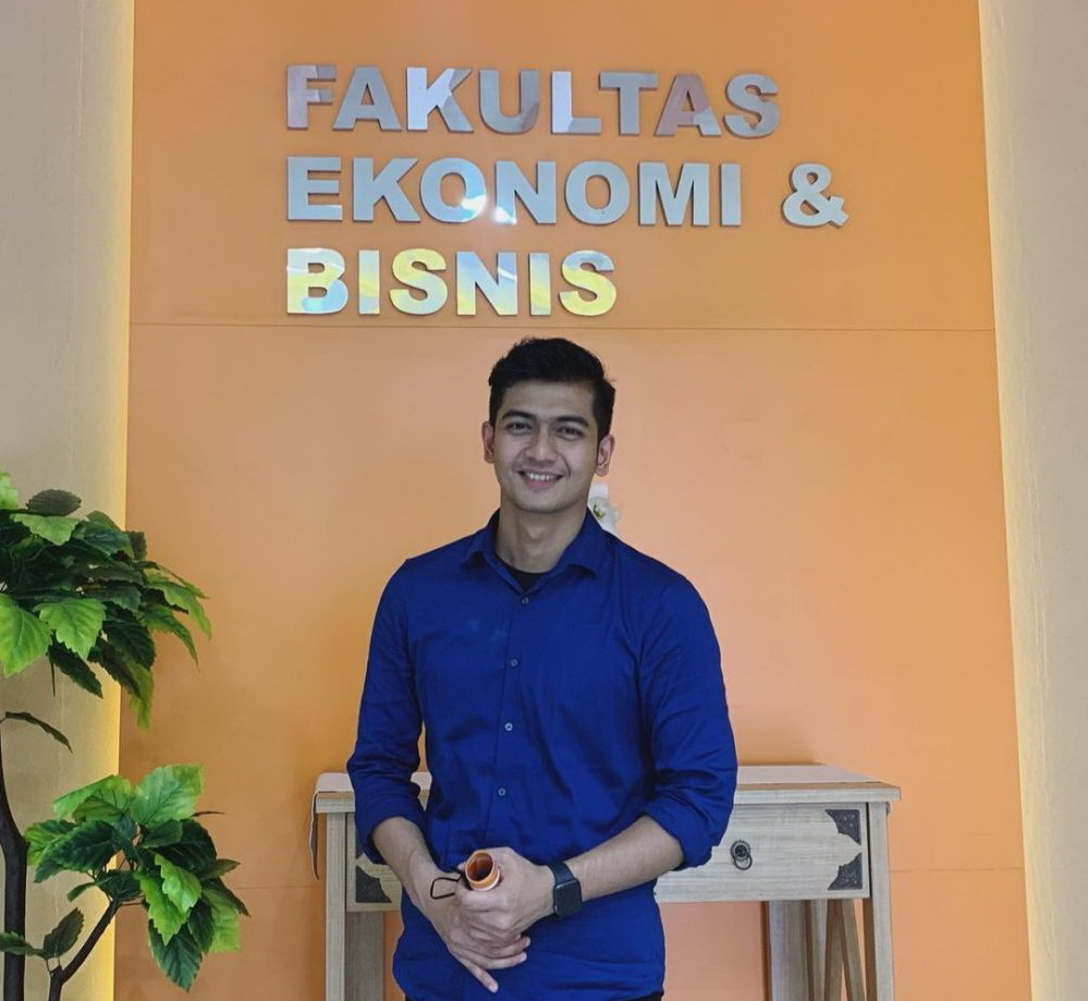Kerja di Bank BUMN, Ini Sosok Teuku Ryan Calon Suami Ria Ricis